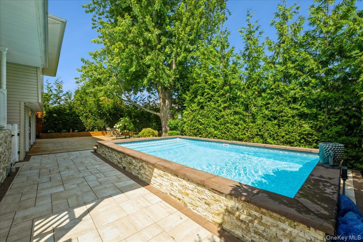 2903 Preston Lane, Merrick, NY 11566