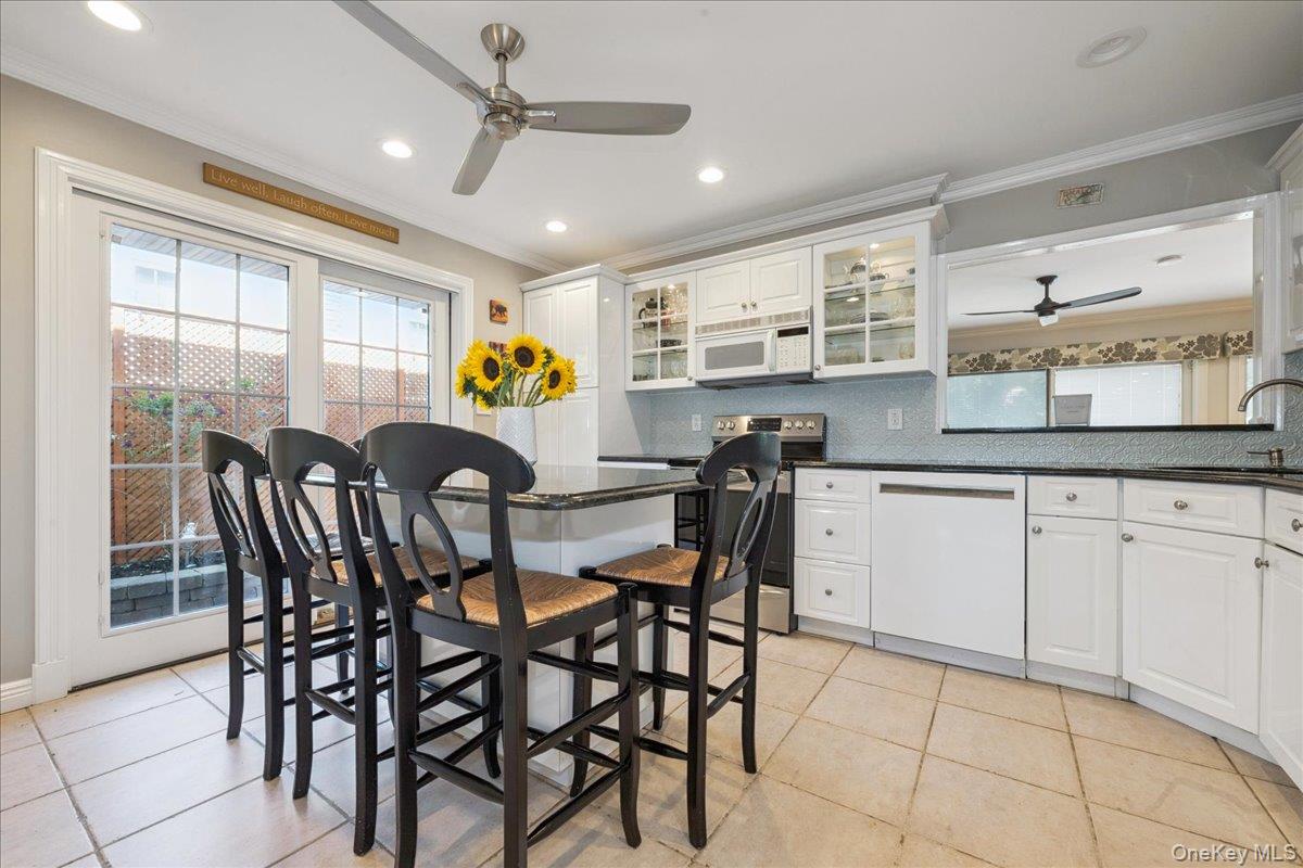 2903 Preston Lane, Merrick, NY 11566