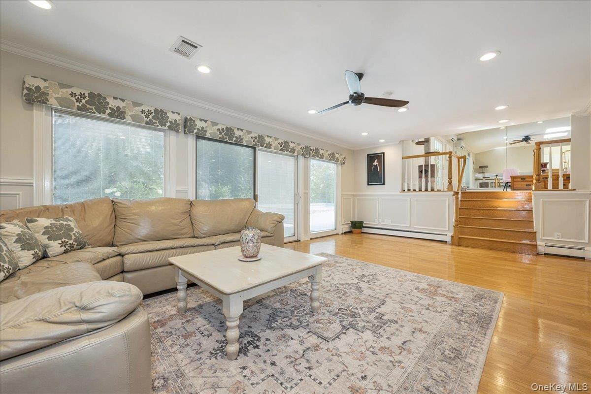 2903 Preston Lane, Merrick, NY 11566