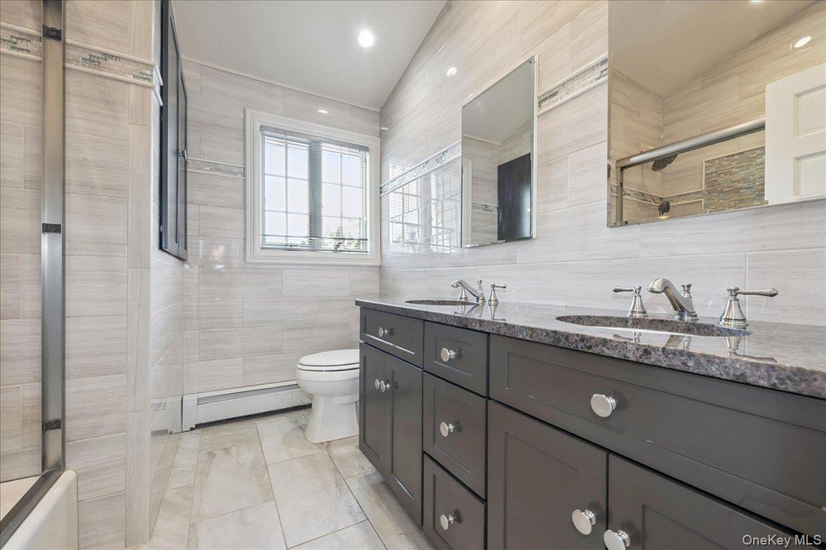 2903 Preston Lane, Merrick, NY 11566