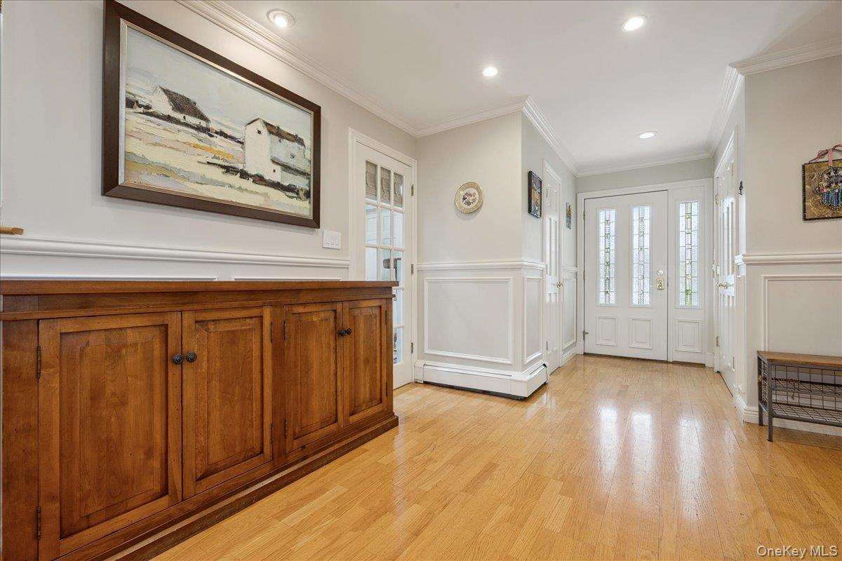 2903 Preston Lane, Merrick, NY 11566