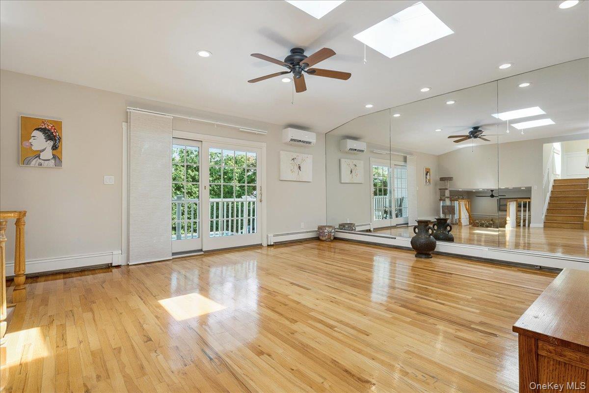 2903 Preston Lane, Merrick, NY 11566