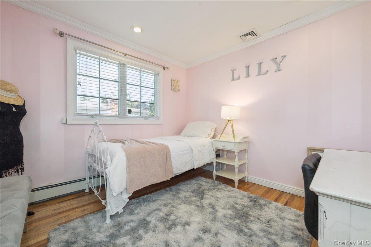 2903 Preston Lane, Merrick, NY 11566