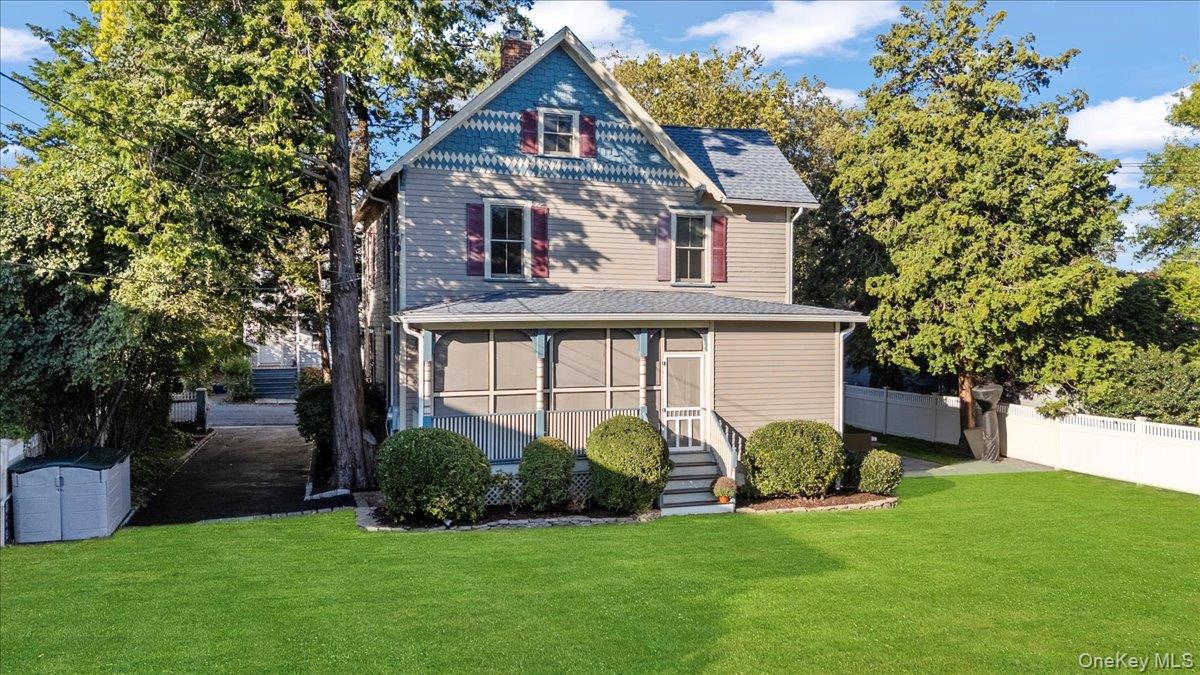 9 Maple Avenue, Sea Cliff, NY 11579