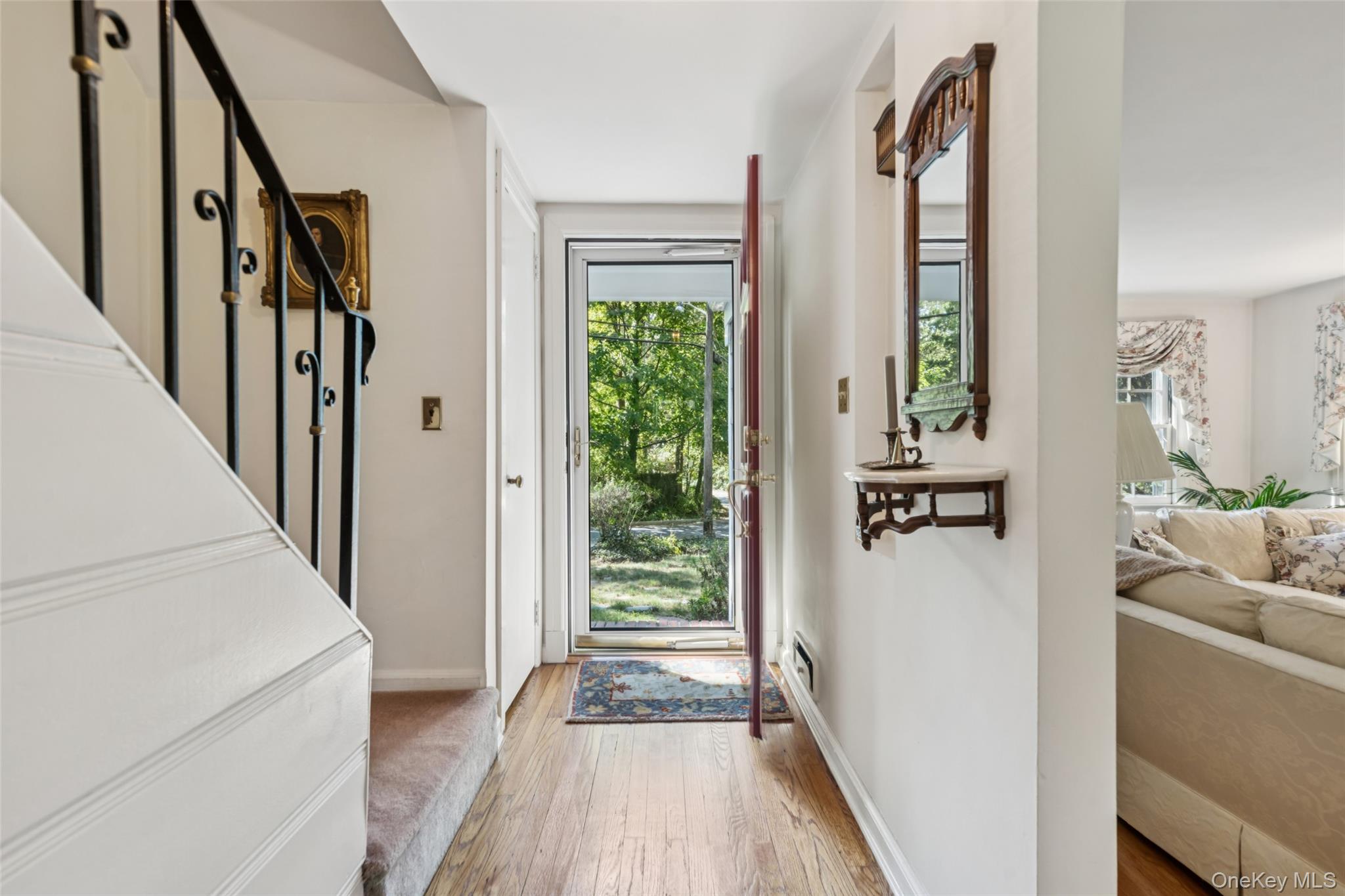 3 Soundview Drive, Huntington, NY 11743