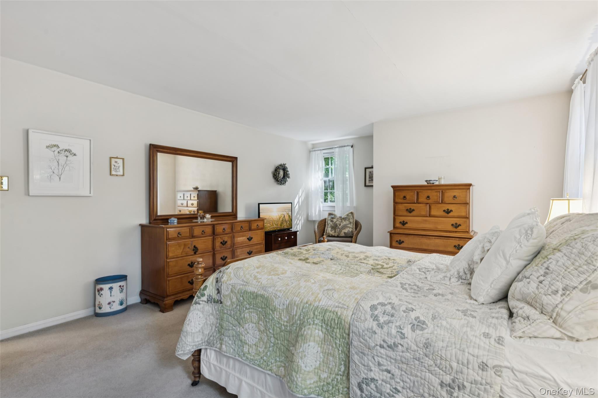 3 Soundview Drive, Huntington, NY 11743