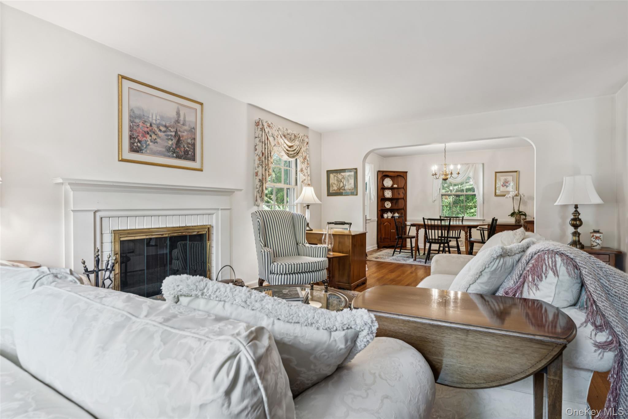 3 Soundview Drive, Huntington, NY 11743