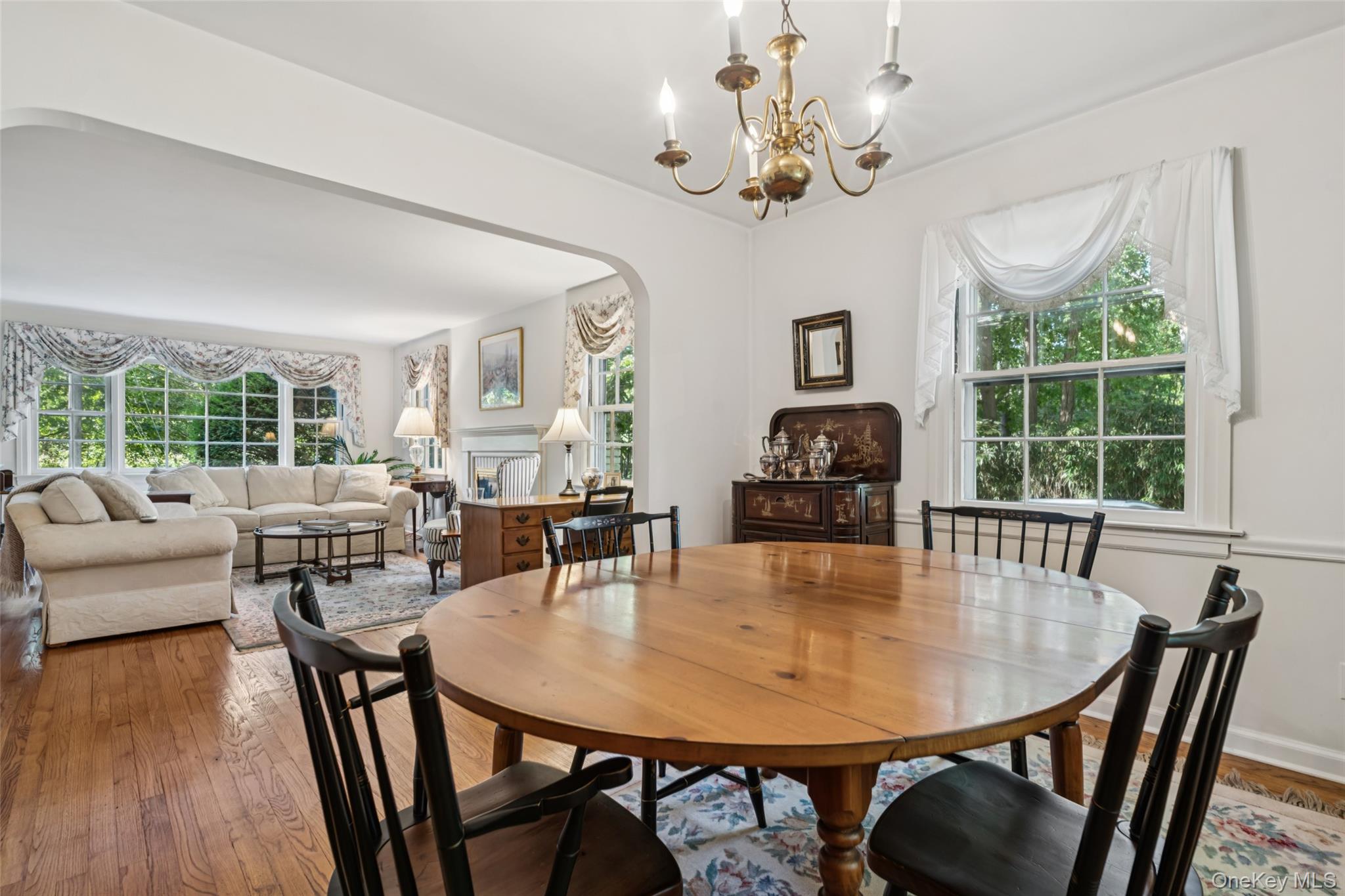 3 Soundview Drive, Huntington, NY 11743