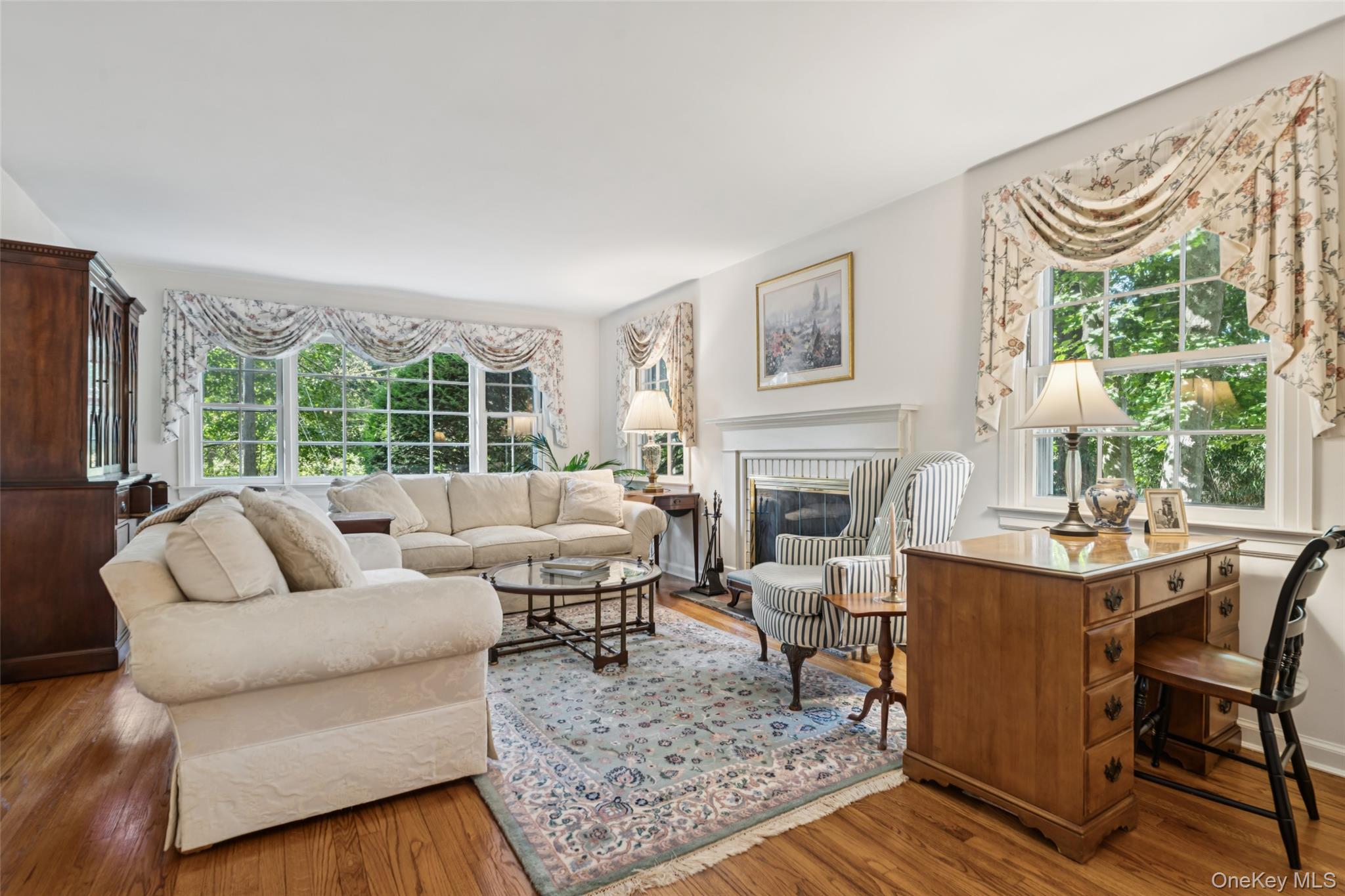 3 Soundview Drive, Huntington, NY 11743