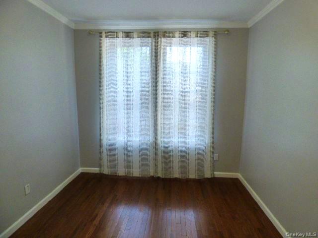 2554 35th Street, Astoria, NY 11103