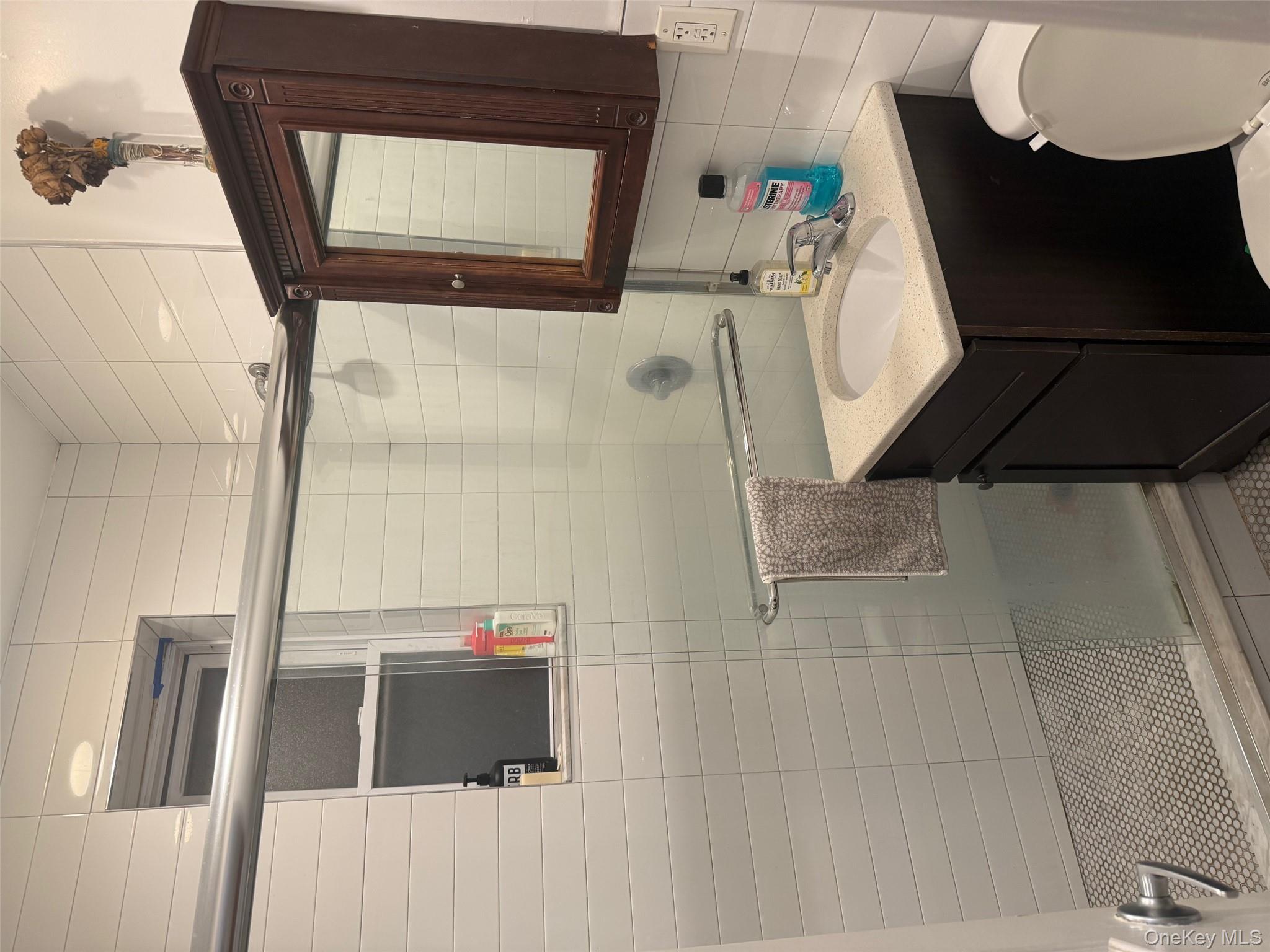 2554 35th Street, Astoria, NY 11103