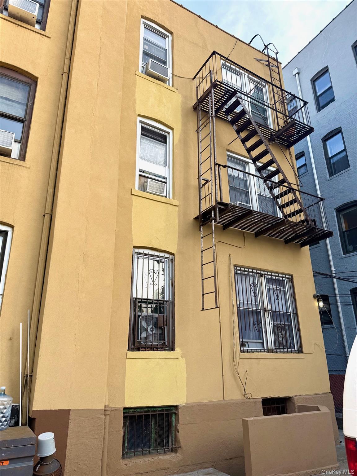 2554 35th Street, Astoria, NY 11103