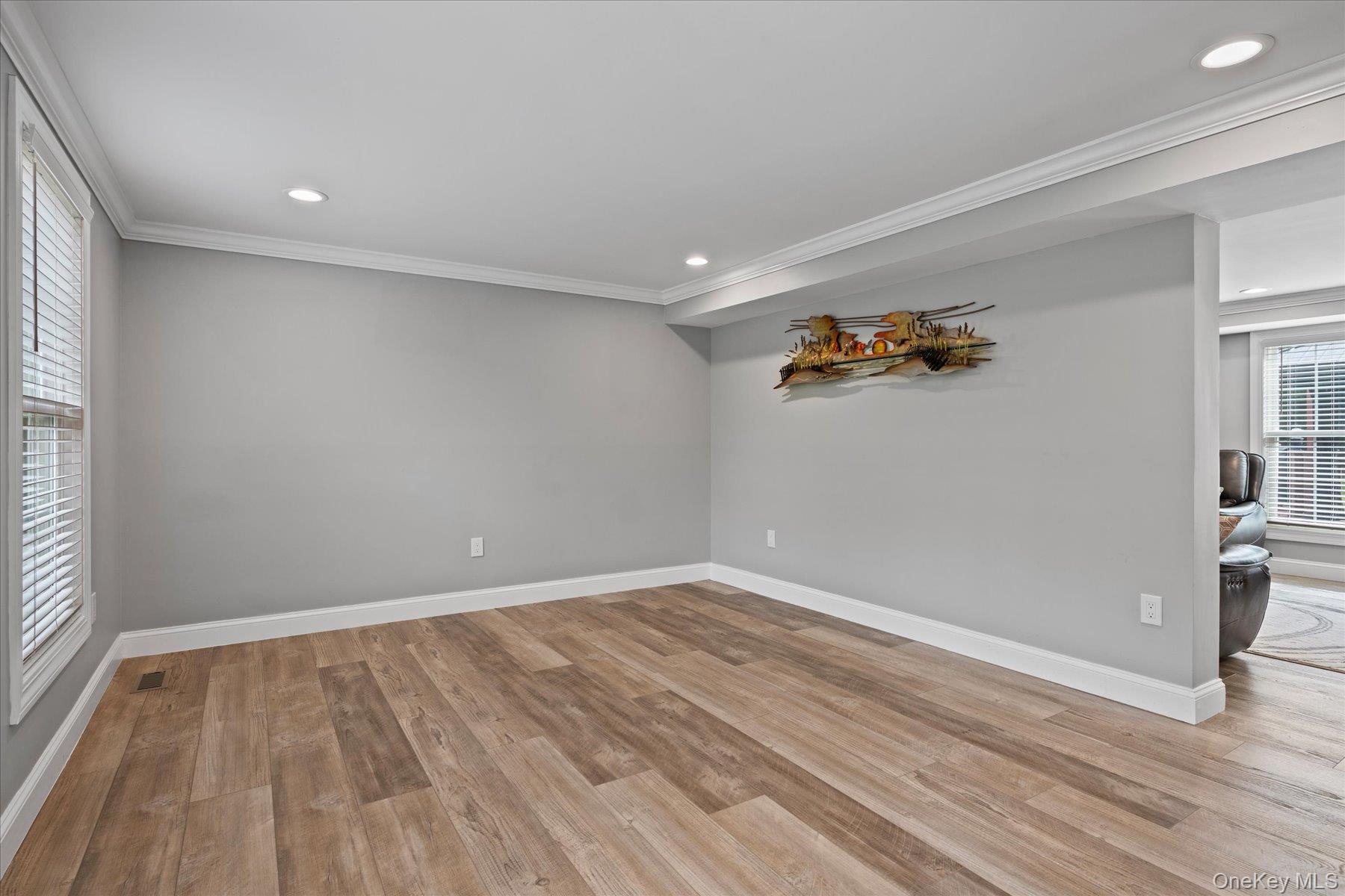 4 Foreston Circle, Manorville, NY 11949