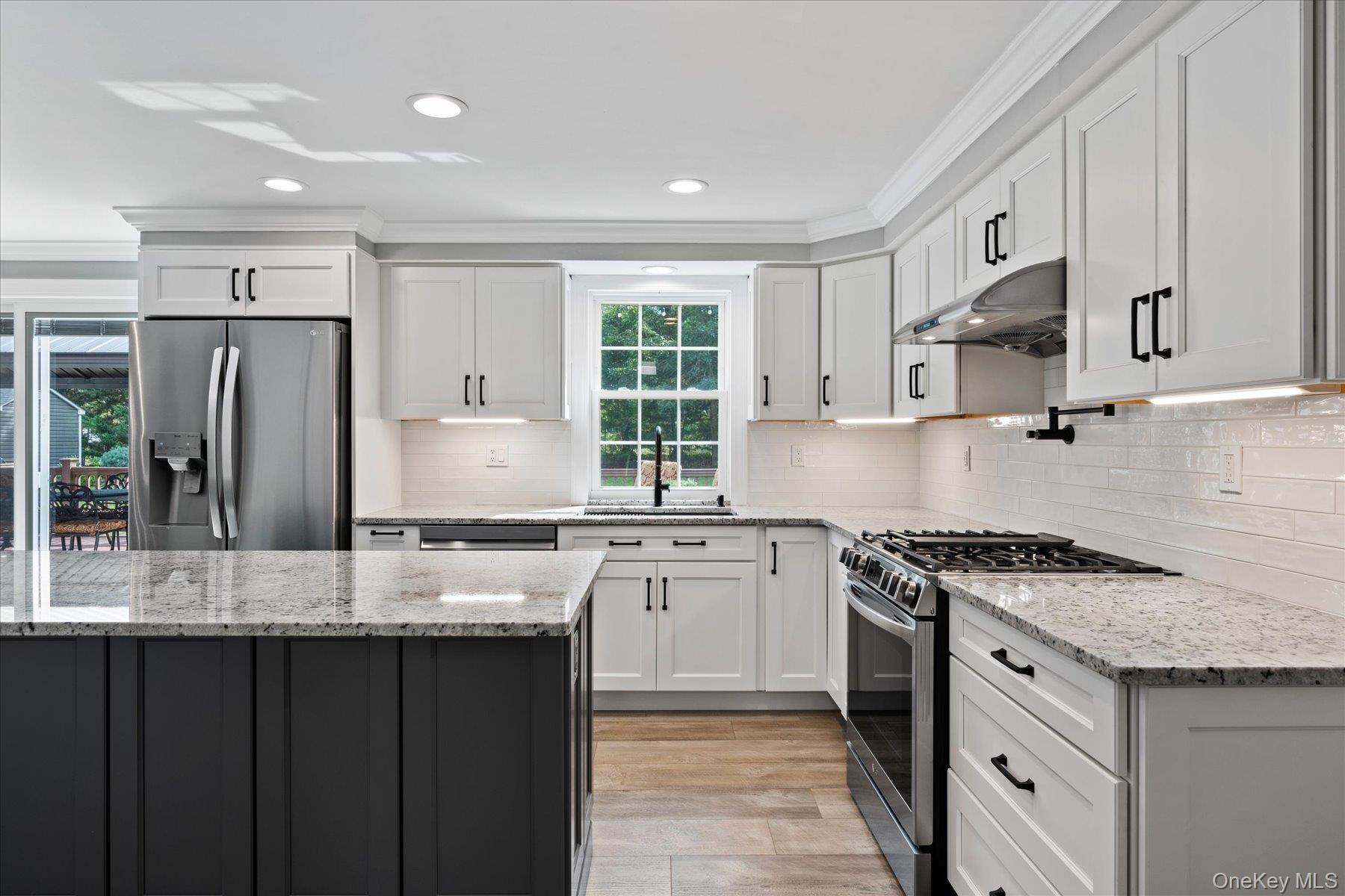 4 Foreston Circle, Manorville, NY 11949