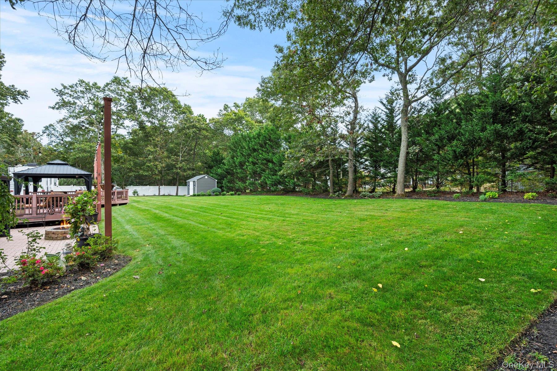 4 Foreston Circle, Manorville, NY 11949