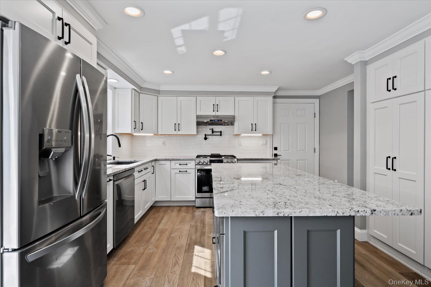 4 Foreston Circle, Manorville, NY 11949