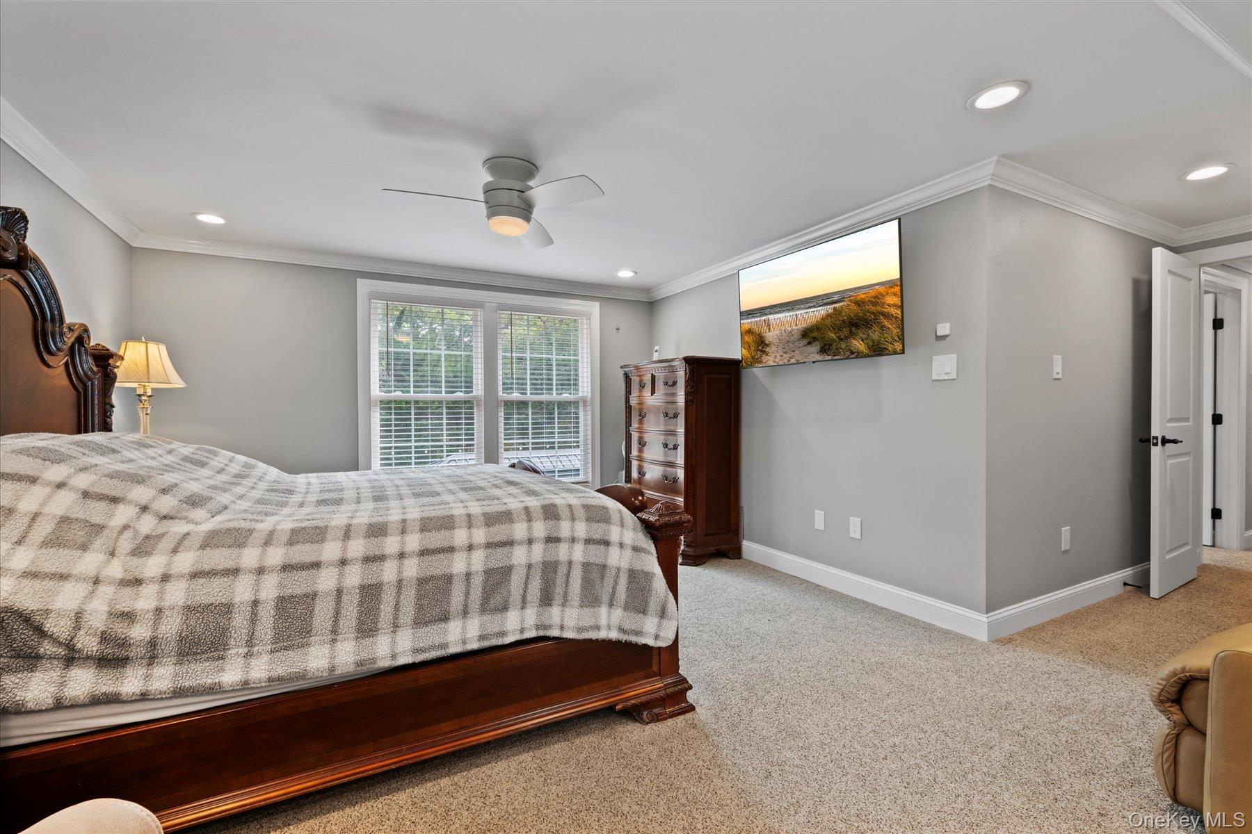 4 Foreston Circle, Manorville, NY 11949