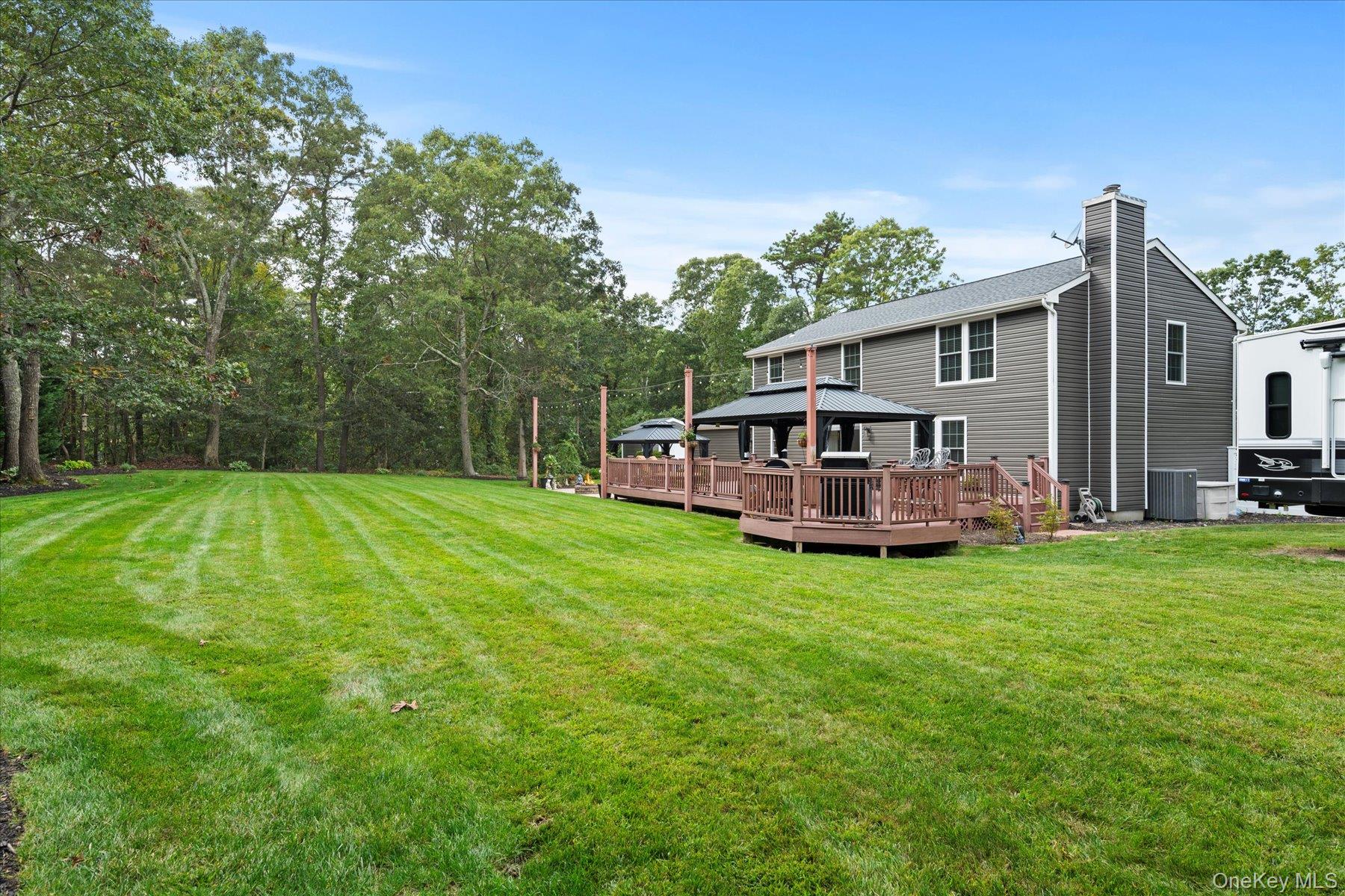 4 Foreston Circle, Manorville, NY 11949