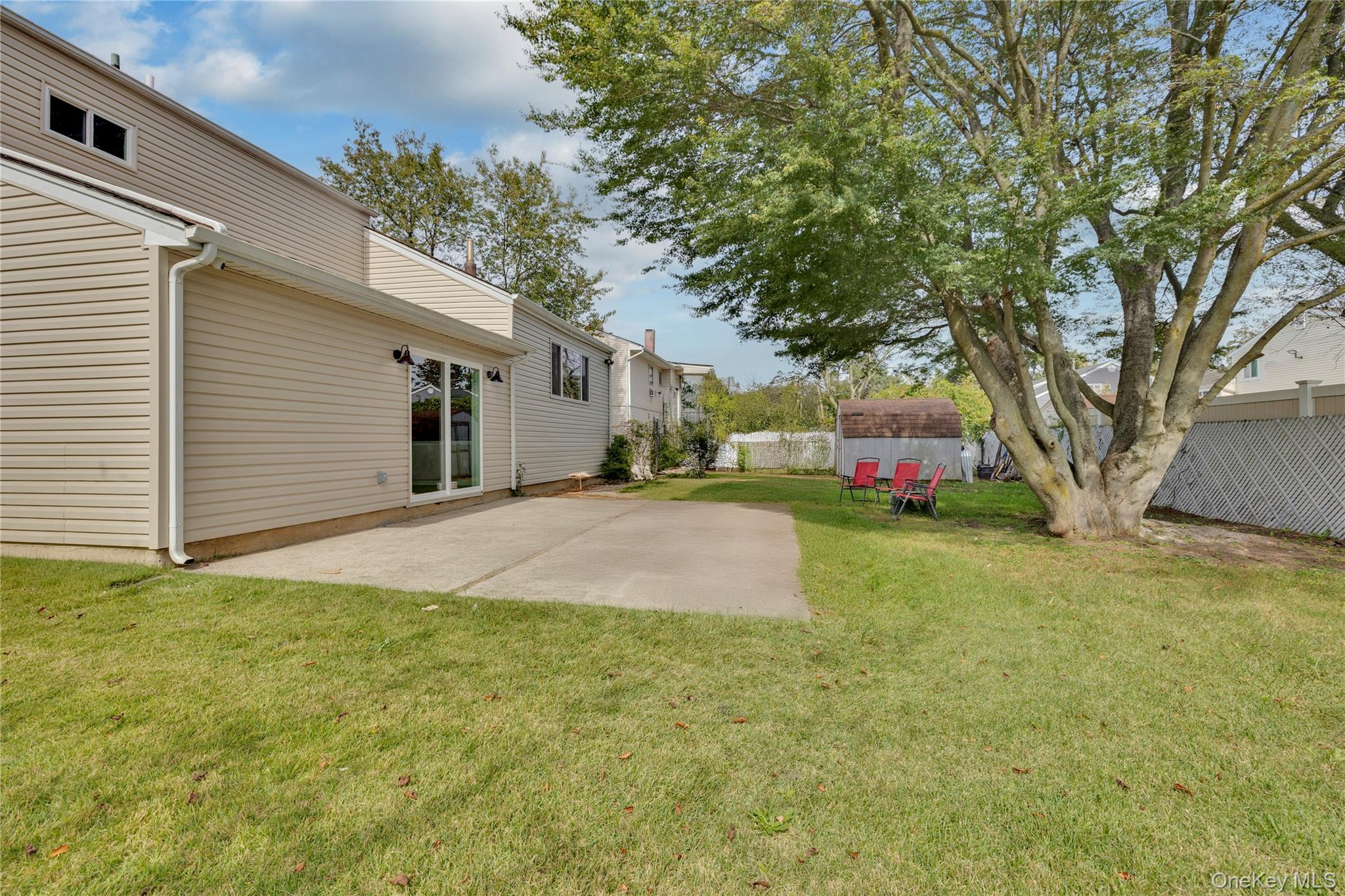 209 Tree Avenue, Central Islip, NY 11722