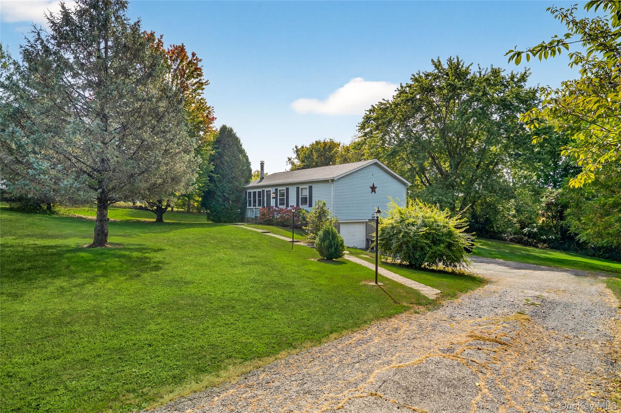 10 Flood Drive, Amenia, NY 12501