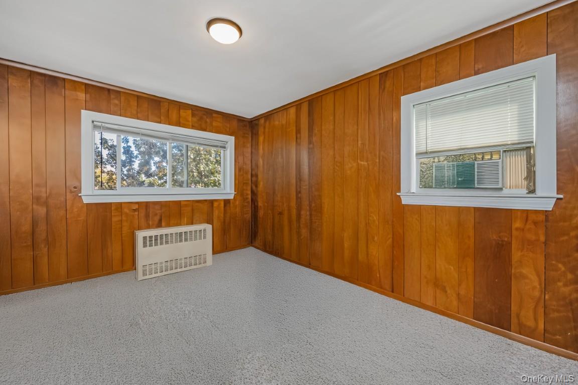 67-72 78th Street, Middle Village, NY 11379