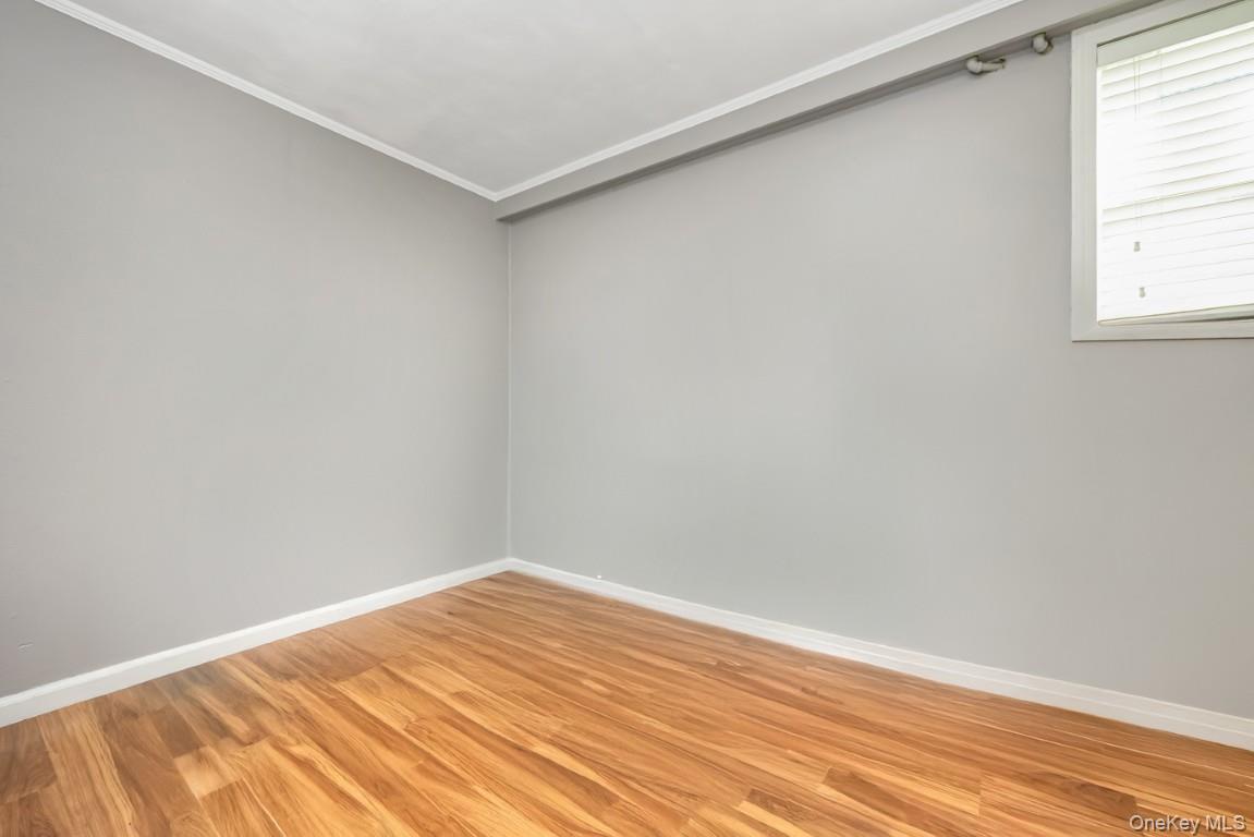 67-72 78th Street, Middle Village, NY 11379