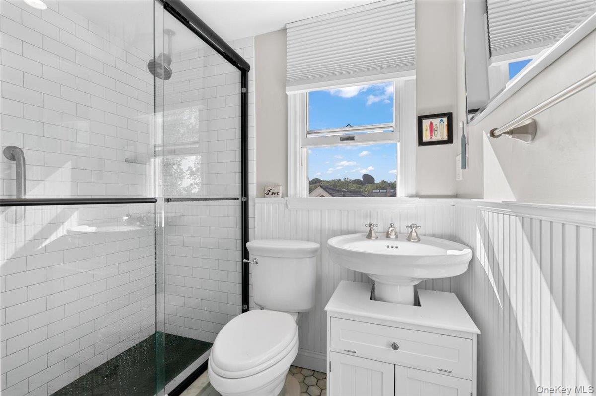 18 S Washington Street, Port Washington, NY 11050