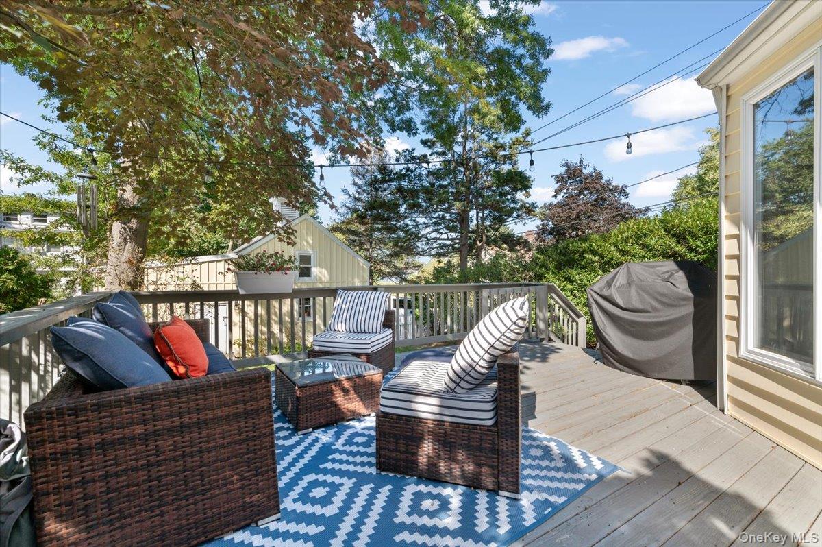 18 S Washington Street, Port Washington, NY 11050