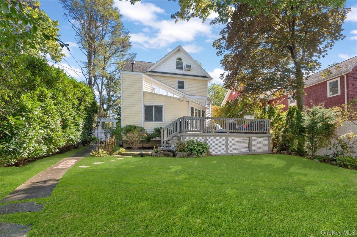 18 S Washington Street, Port Washington, NY 11050