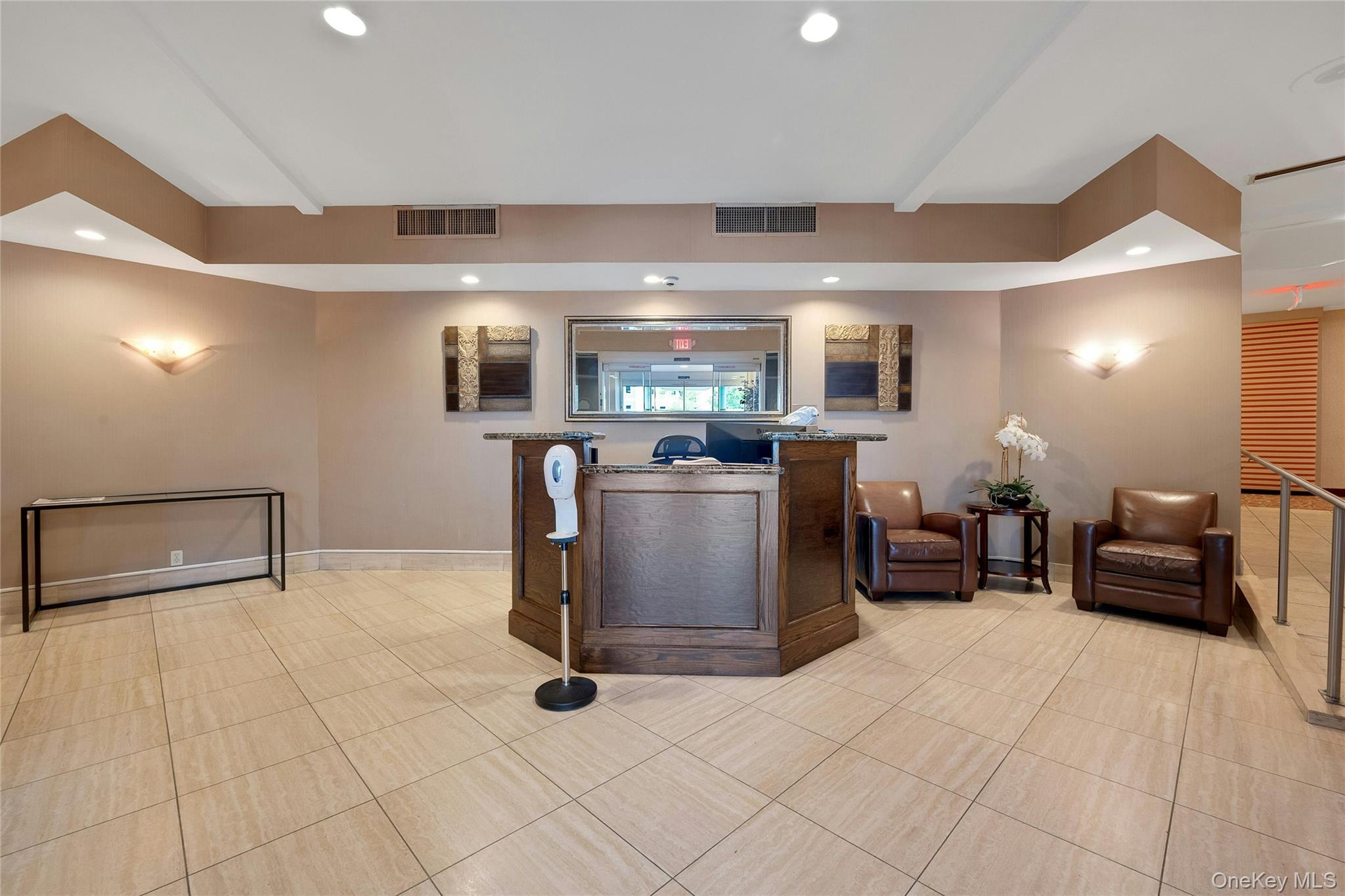 300 Martine Avenue # 7B, White Plains, NY 10601