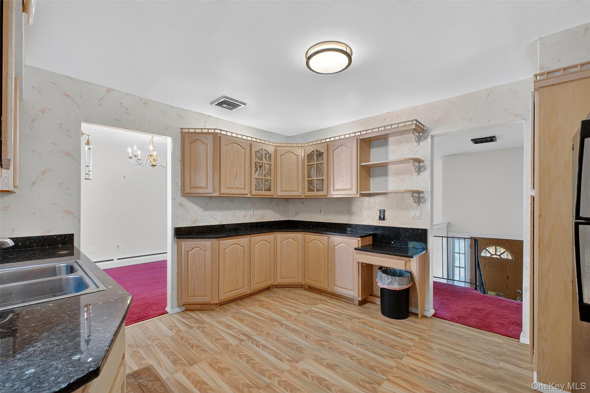 97 Friendly Road, Mahopac, NY 10541