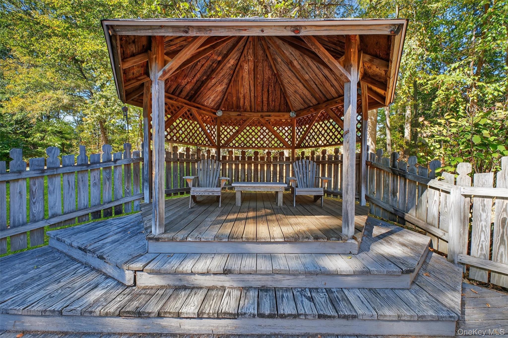 97 Friendly Road, Mahopac, NY 10541