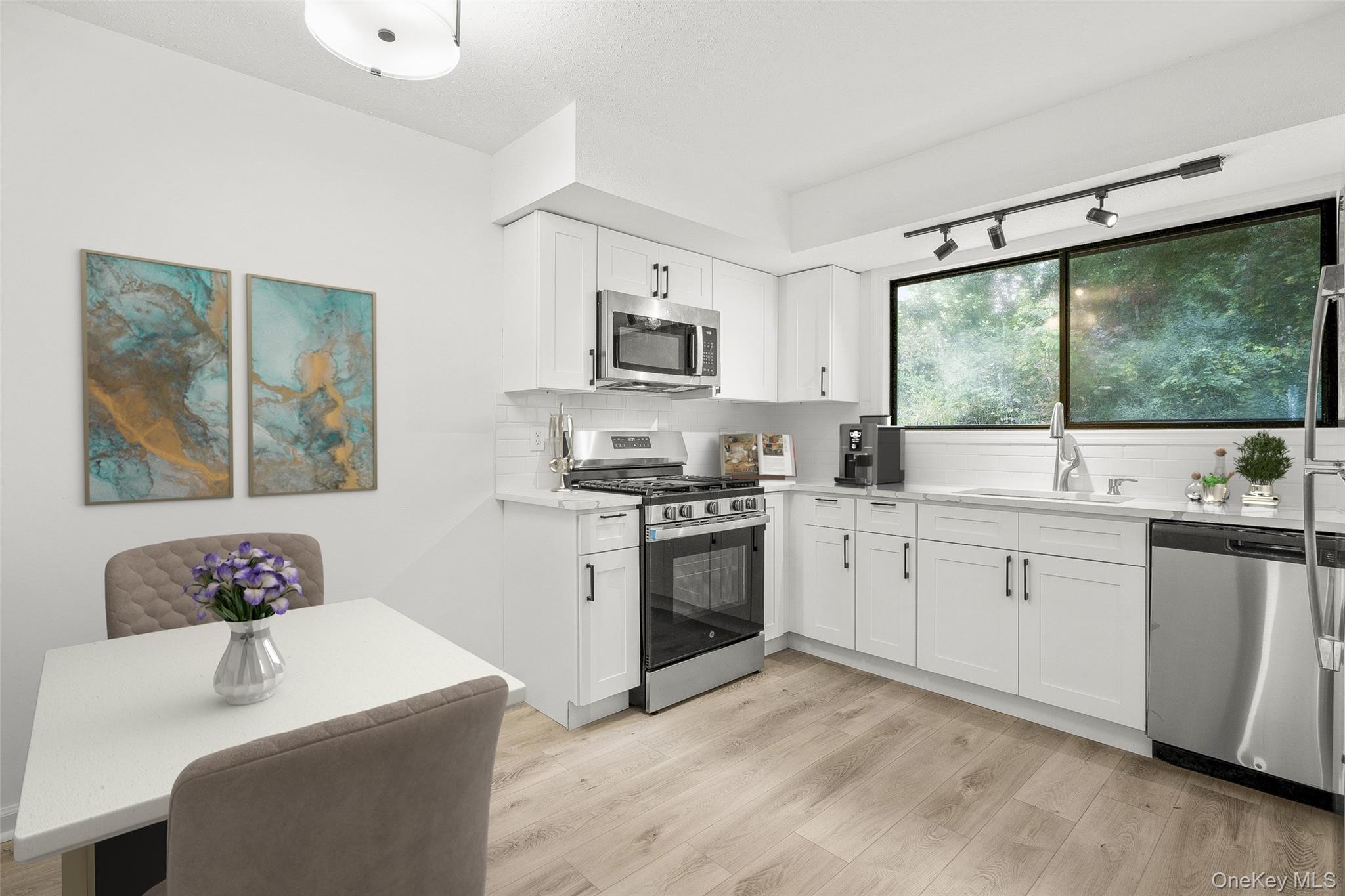 25 Laurel Court, Fishkill, NY 12524