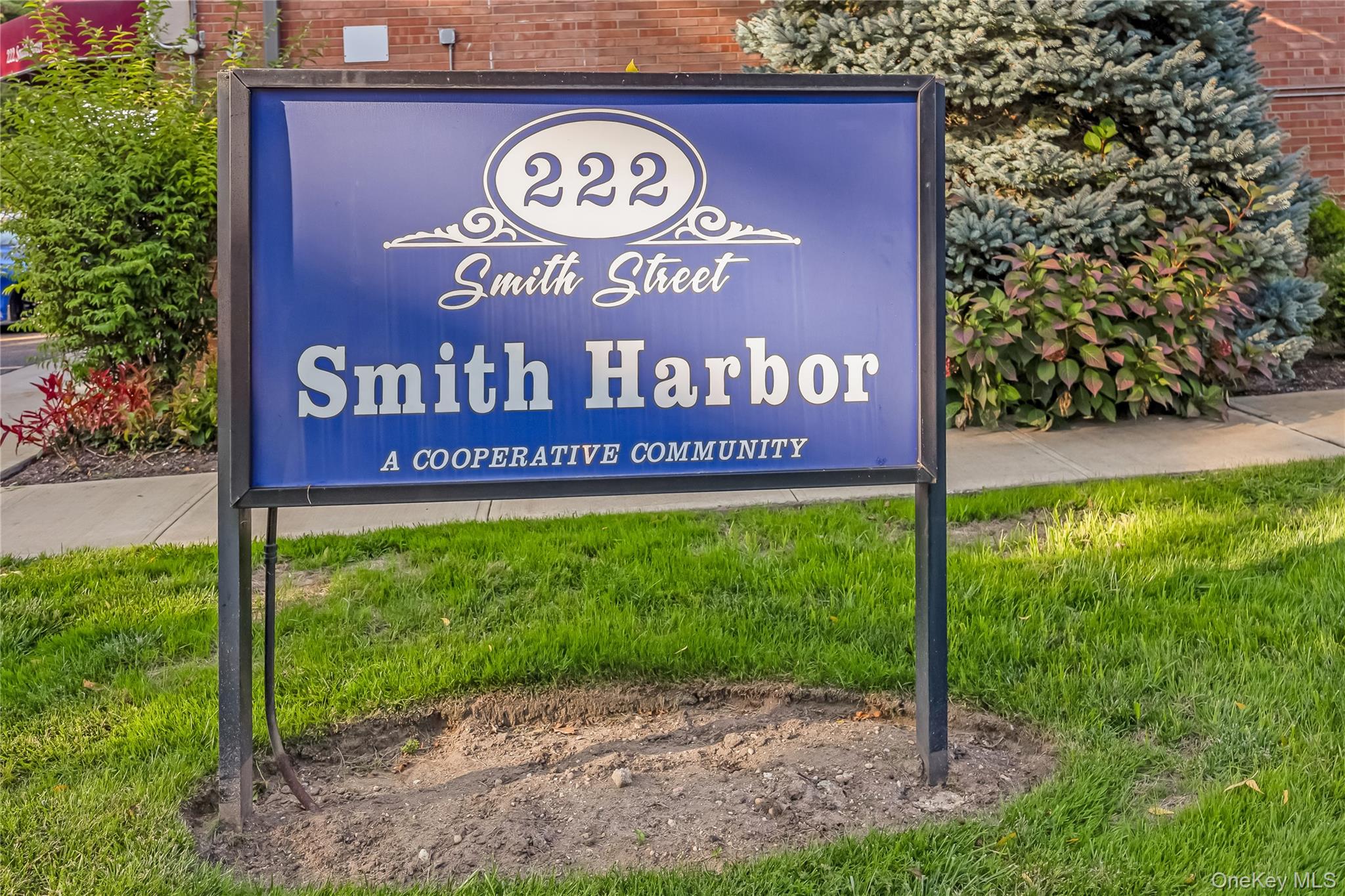 222 Smith Street # 1B, Freeport, NY 11520