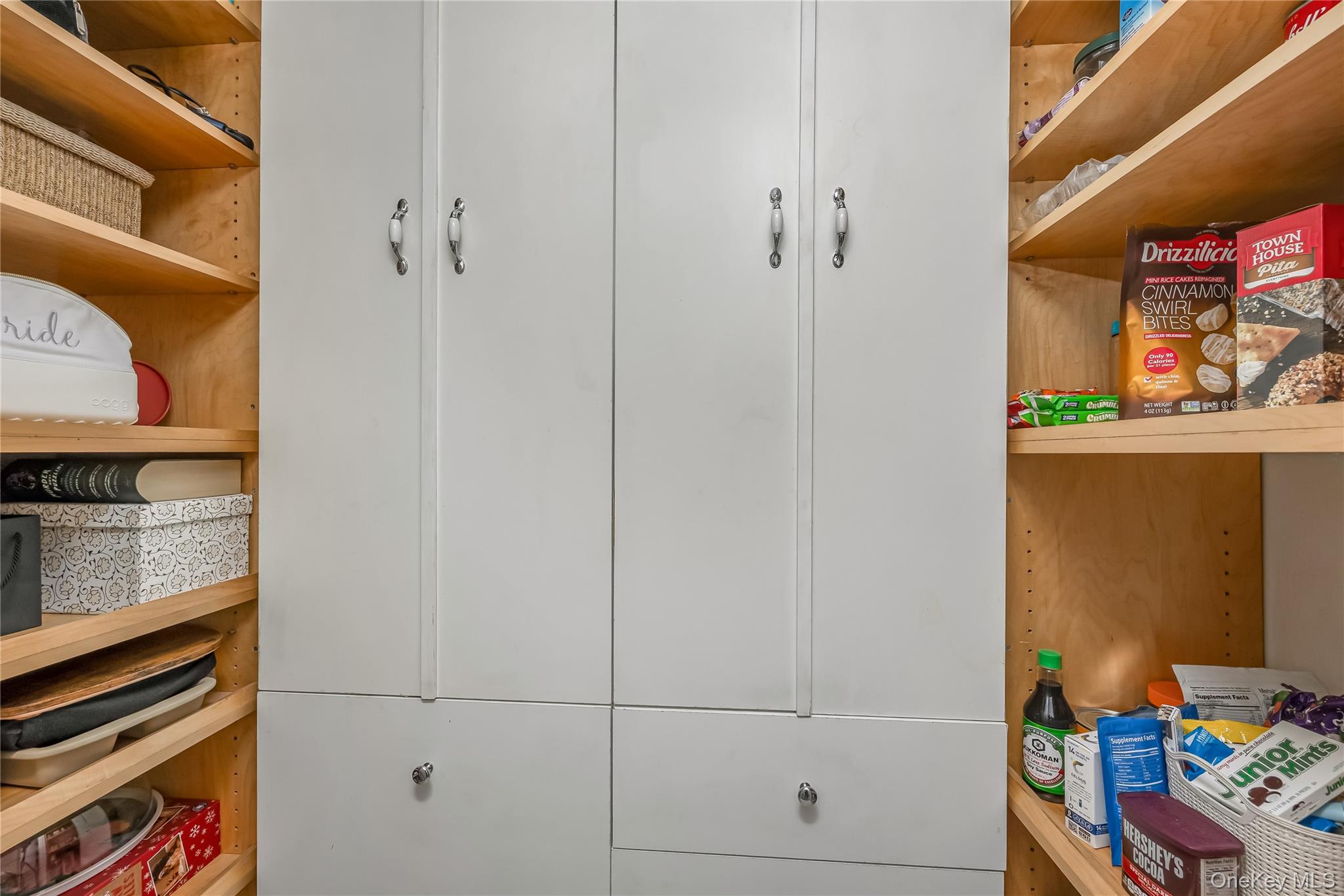 222 Smith Street # 1B, Freeport, NY 11520