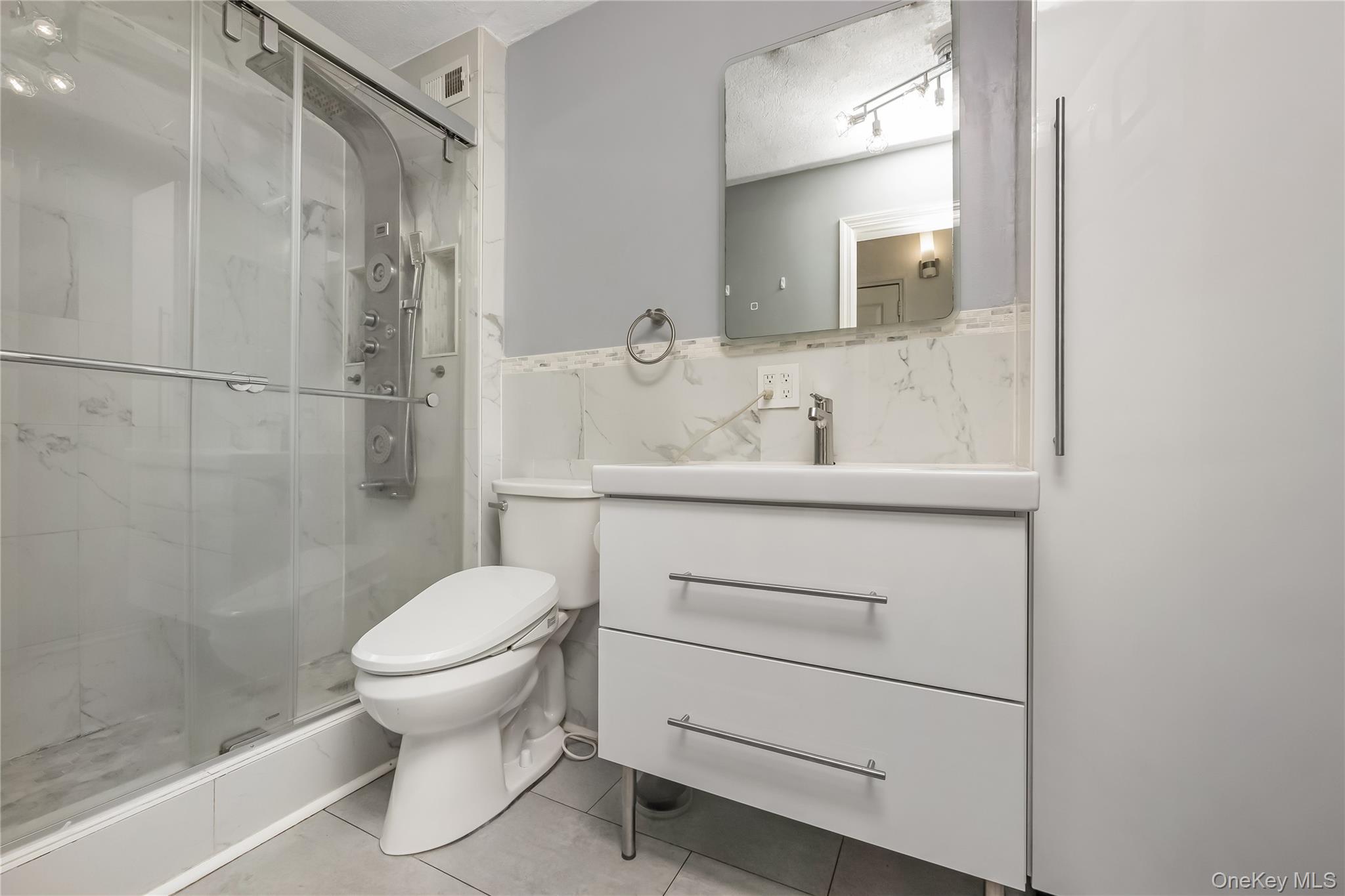 222 Smith Street # 1B, Freeport, NY 11520