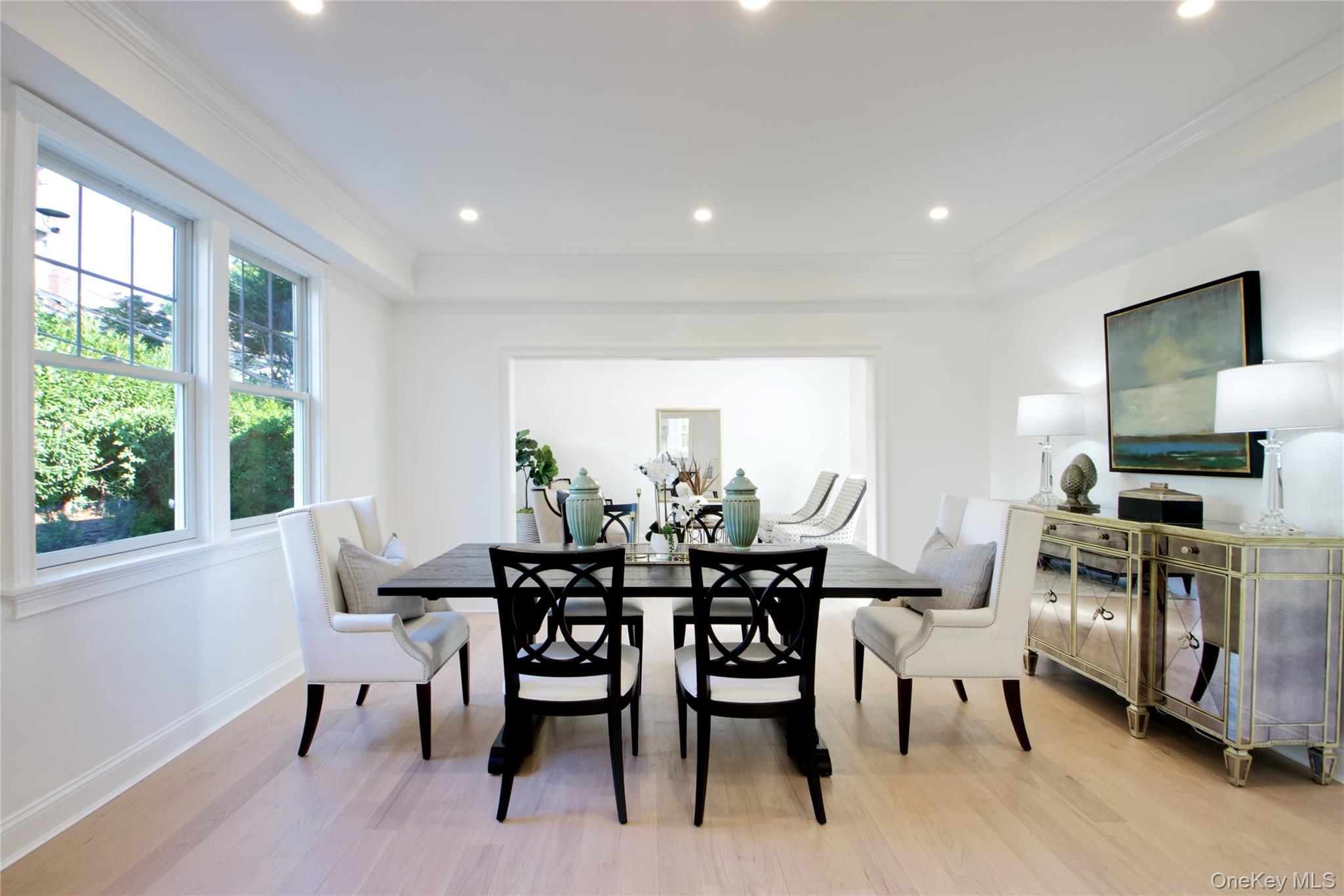 108 Tanners Pond Road, Garden City, NY 11530