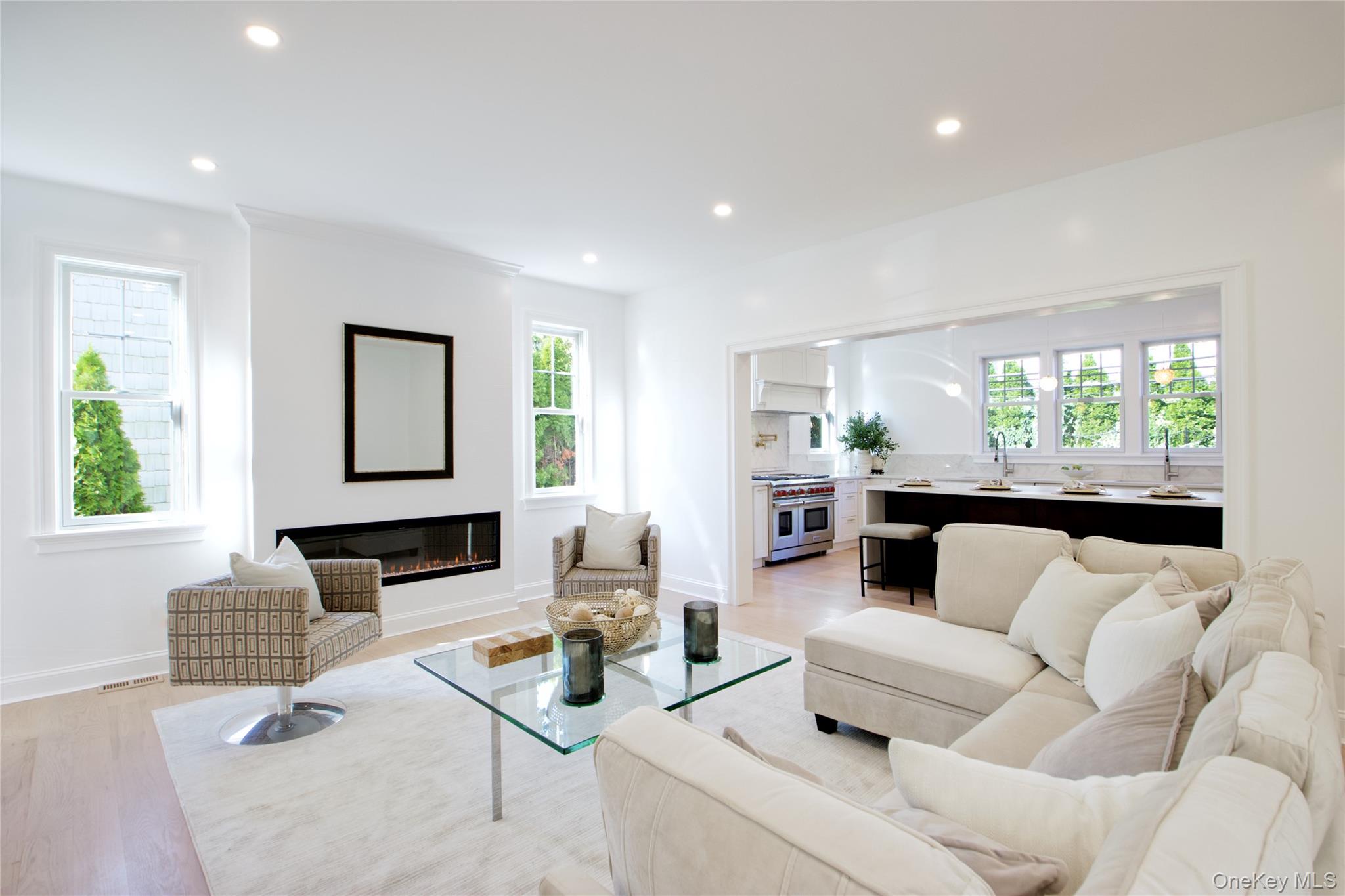 108 Tanners Pond Road, Garden City, NY 11530