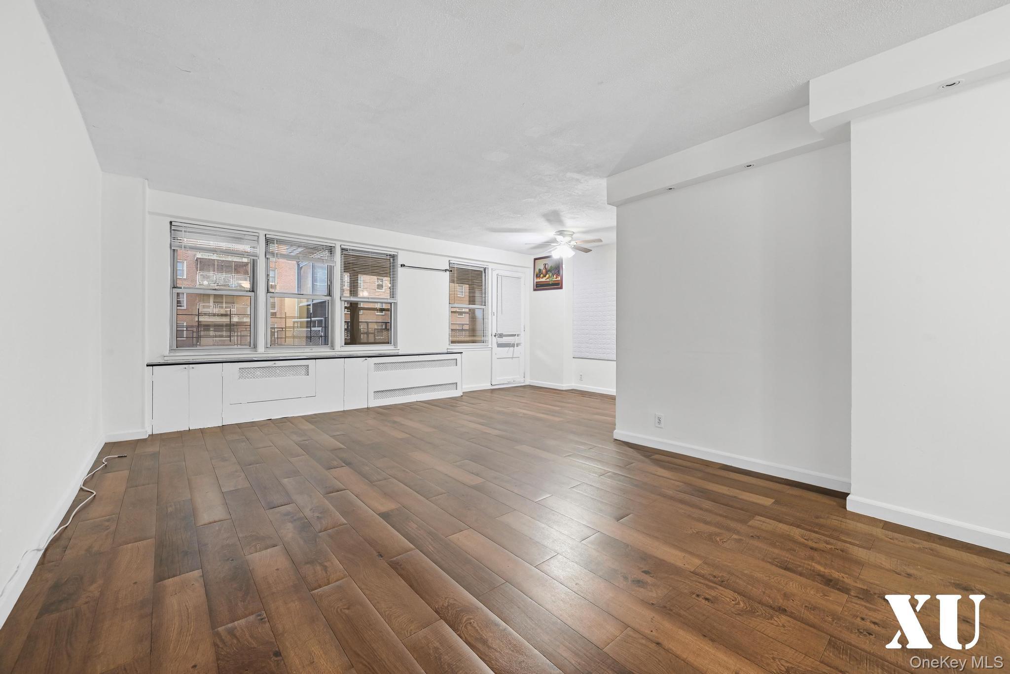 43-10 Kissena Boulevard # 2B, Flushing, NY 11355