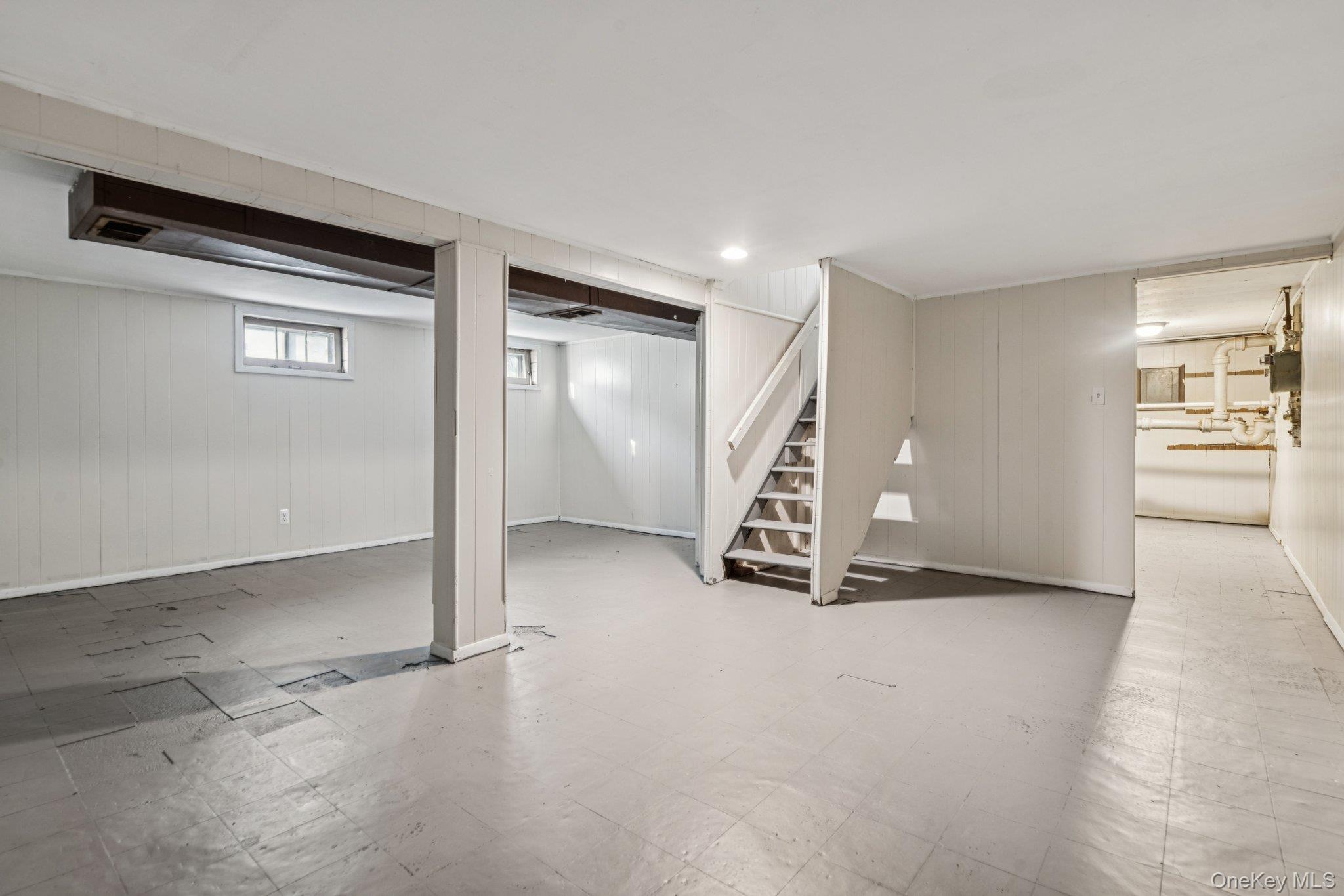 10 Ehler Street, Brentwood, NY 11717