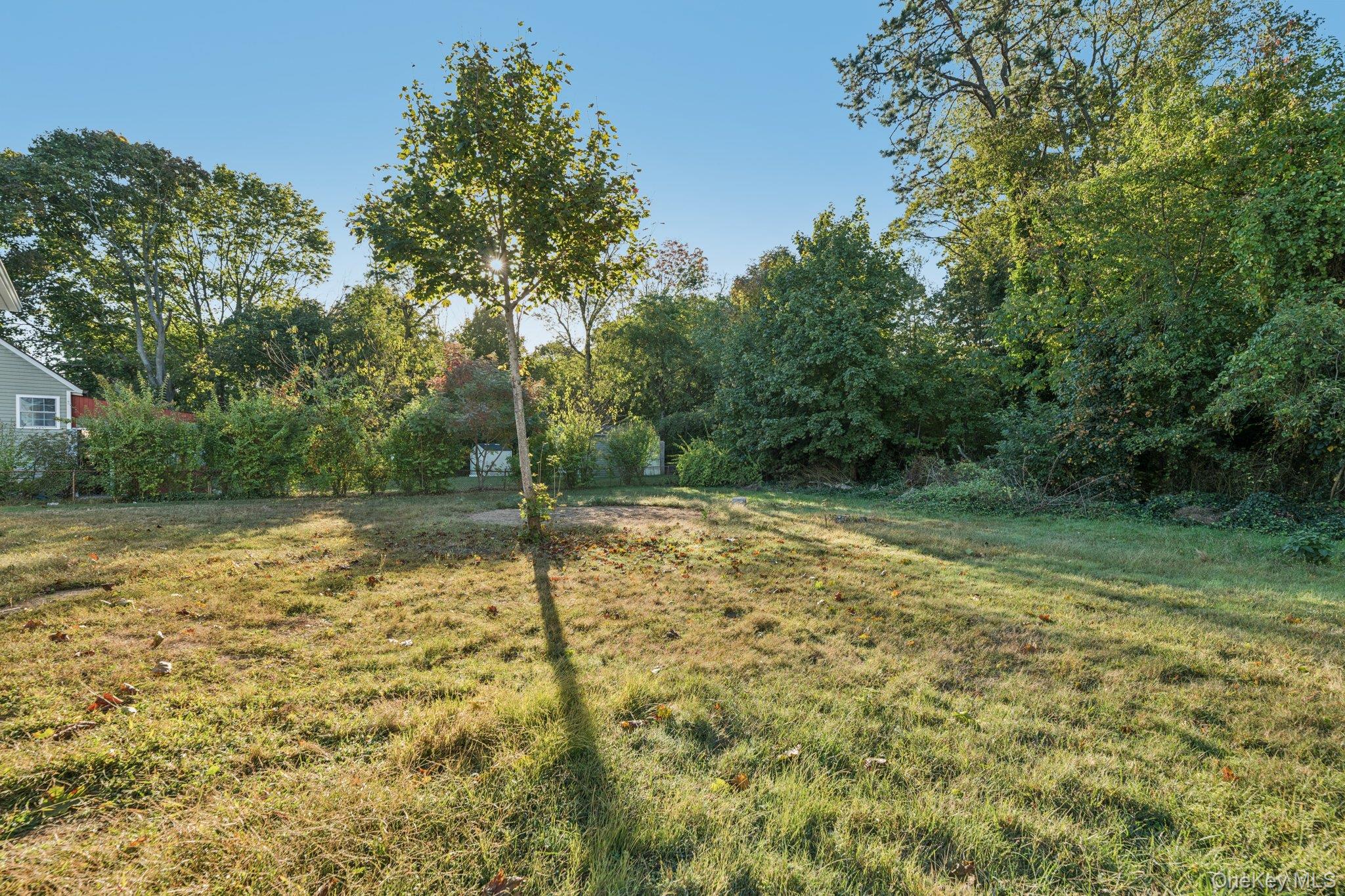 10 Ehler Street, Brentwood, NY 11717