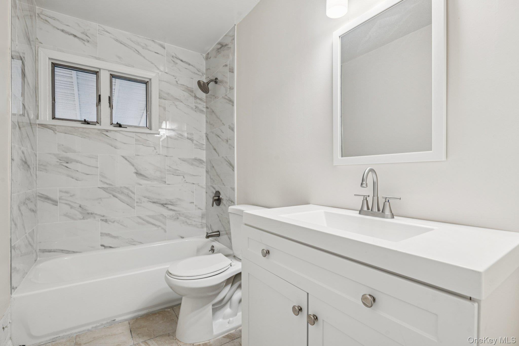 10 Ehler Street, Brentwood, NY 11717