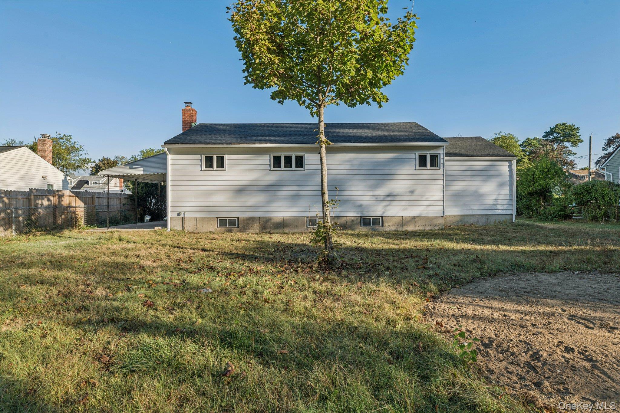 10 Ehler Street, Brentwood, NY 11717