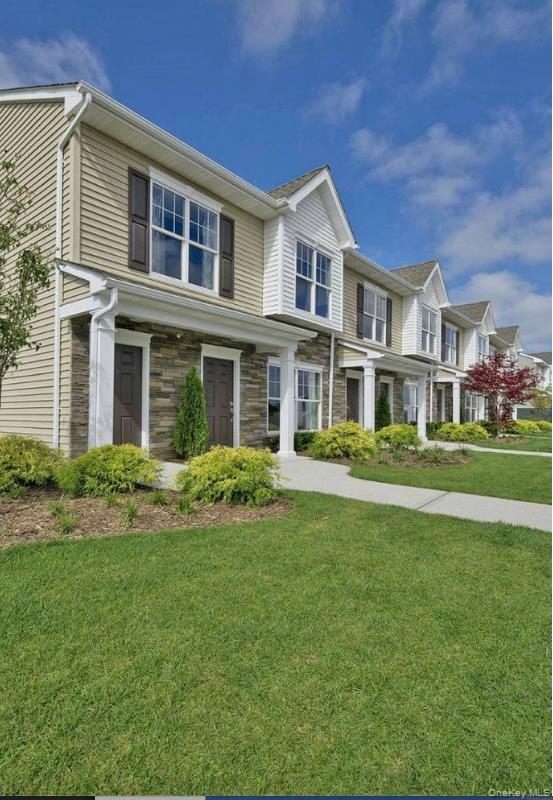 115 Weatherby Lane, Central Islip, NY 11722