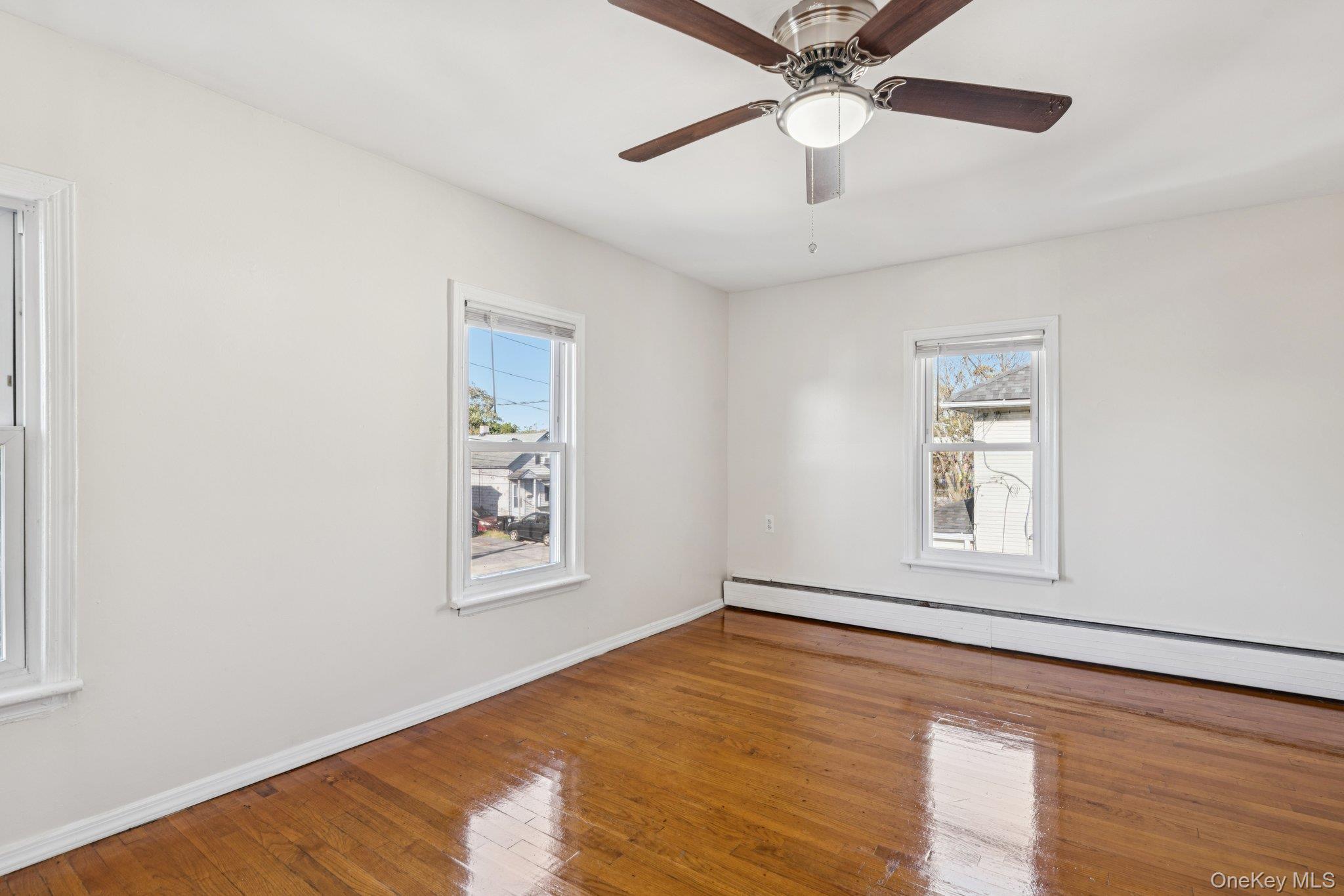 18 Lockwood Road, Bay Shore, NY 11706