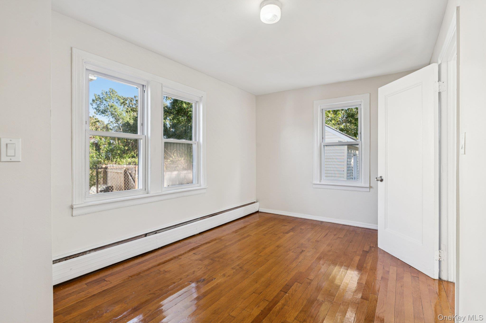 18 Lockwood Road, Bay Shore, NY 11706