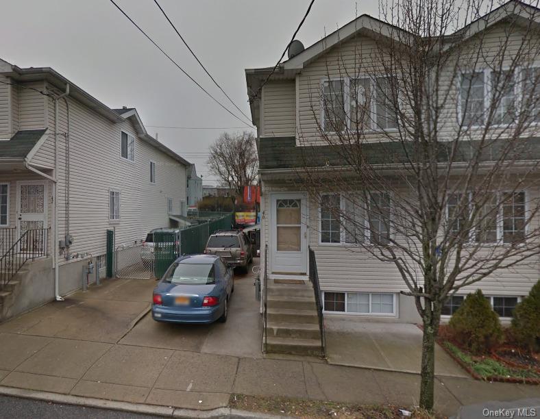 48 winegar lane, Staten Island, NY 10310