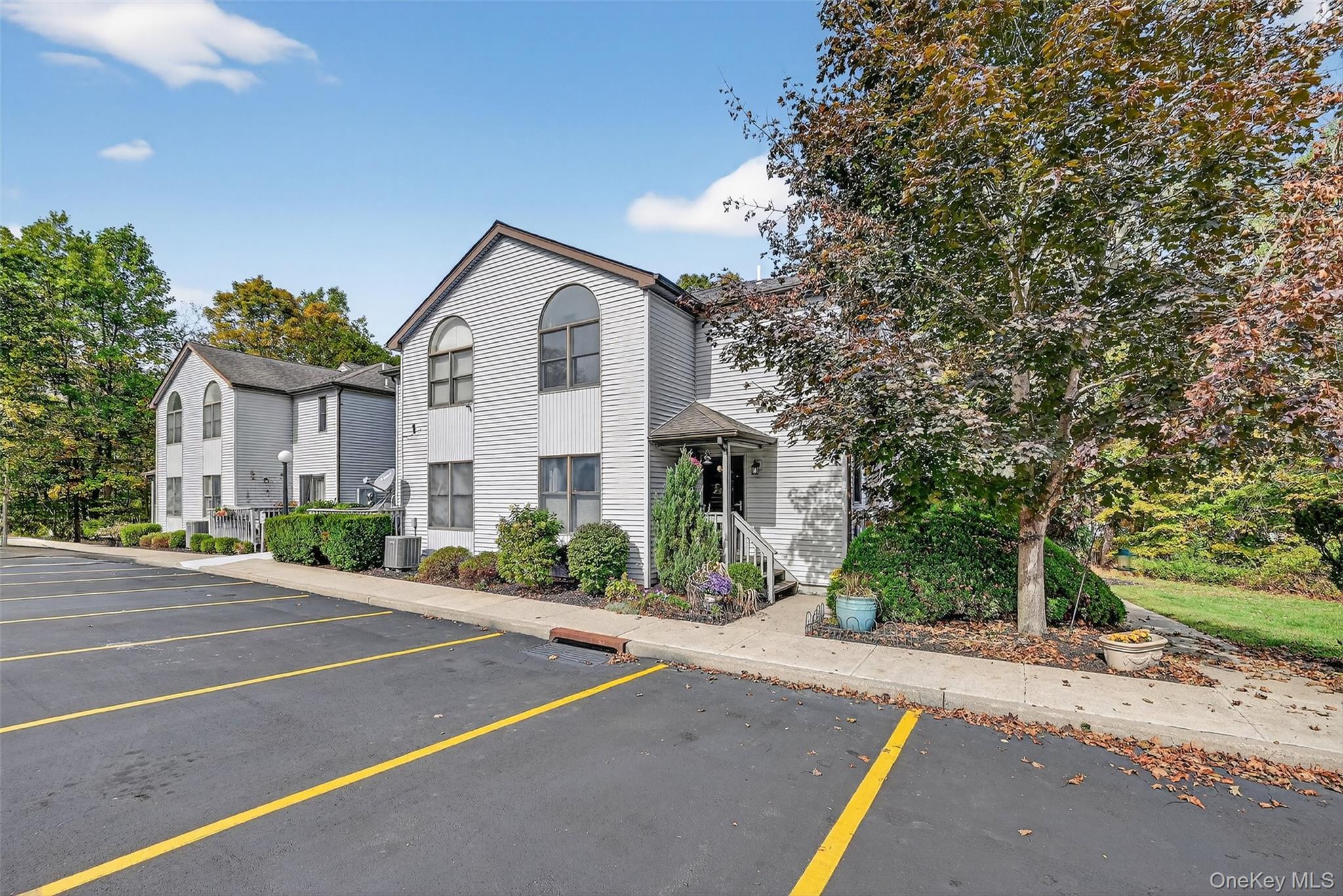 2 Rosa Court, Monroe, NY 10950