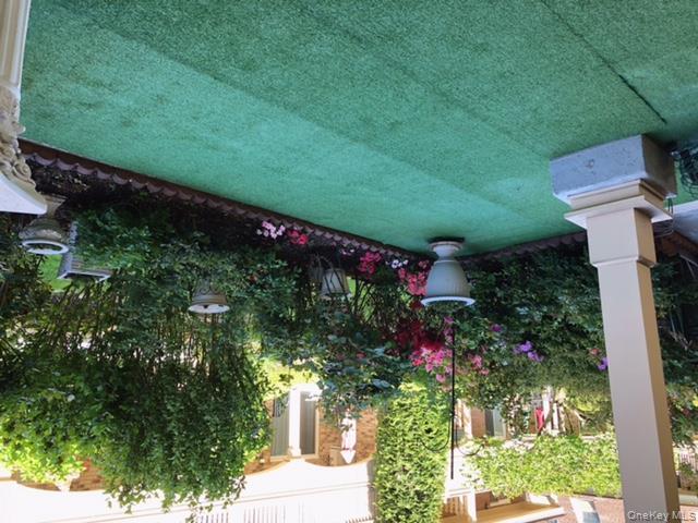 12-31 Robin Lane # Triplex, Bayside, NY 11360