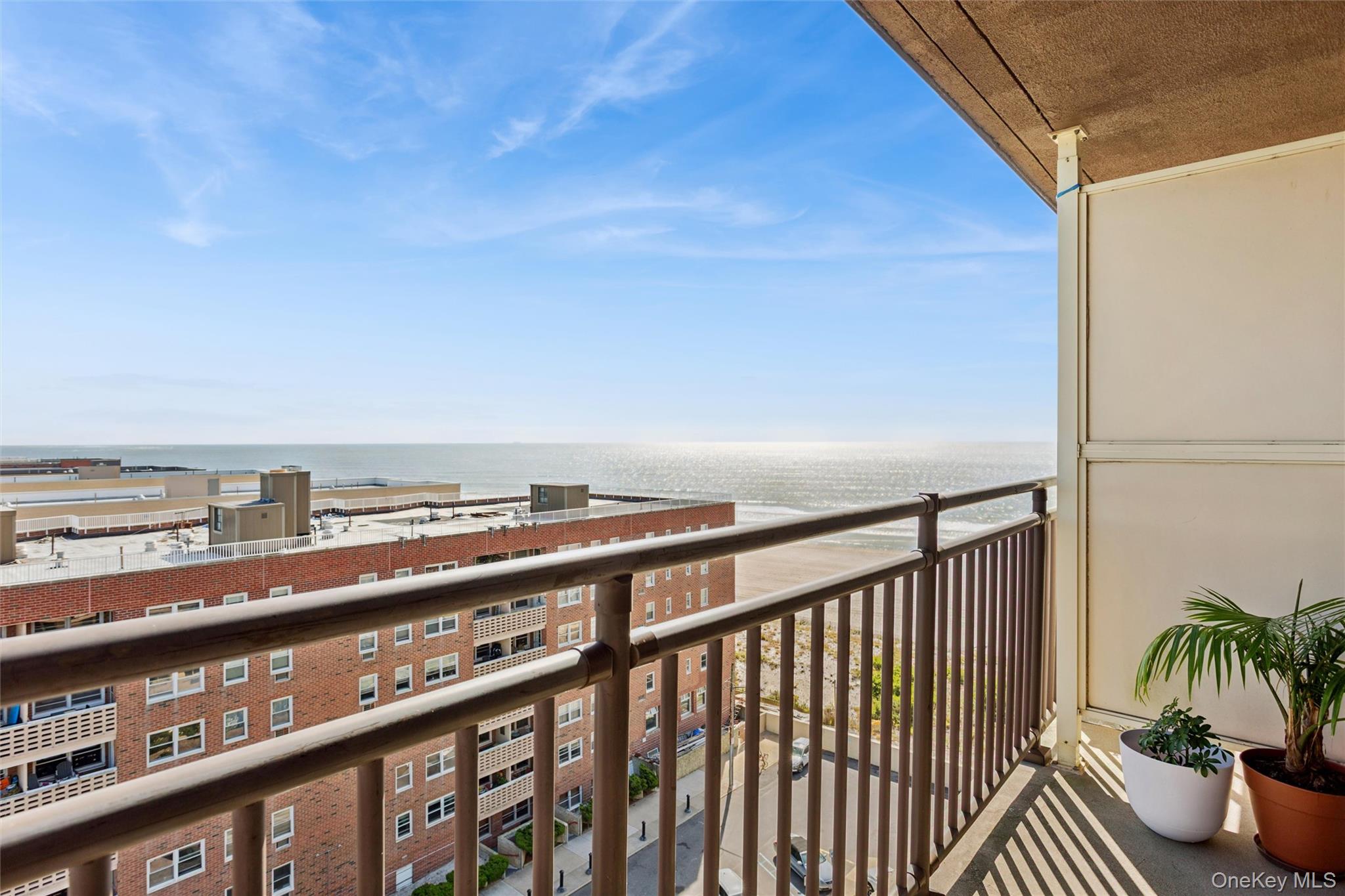 25 Neptune Boulevard # 9S, Long Beach, NY 11561